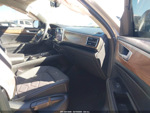 2024 Volkswagen Atlas 2.0t Se W/technology მანქანა იყიდება აუქციონზე, vin: 1V2JR2CA7RC518742, აუქციონის ნომერი: 44413446