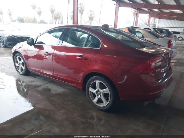 2012 VOLVO S60 YV1622FS1C2141266 Photo 2