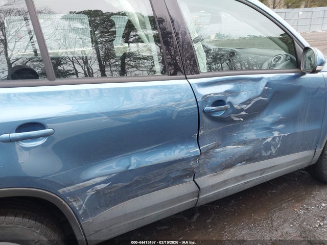 2017 VOLKSWAGEN TIGUAN WVGBV7AX2HK037853 Photo 5