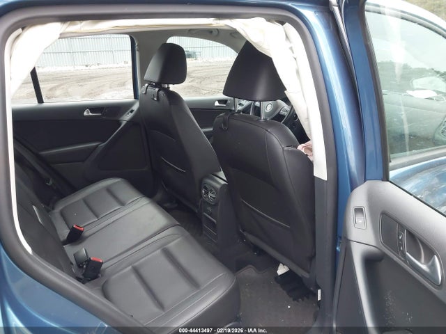 2017 VOLKSWAGEN TIGUAN WVGBV7AX2HK037853 Photo 7
