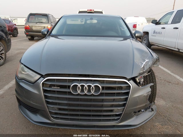 Продаж на аукціоні авто 2015 Audi A3 2.0t Premium, vin: WAUEFGFF7F1018343, номер лоту: 44413508
