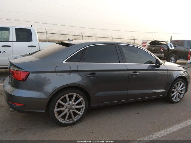 Продаж на аукціоні авто 2015 Audi A3 2.0t Premium, vin: WAUEFGFF7F1018343, номер лоту: 44413508