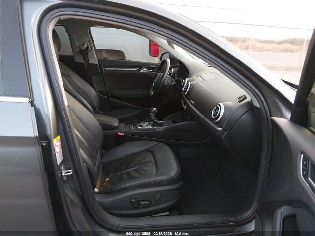 2015 AUDI A3 WAUEFGFF7F1018343 Photo 4