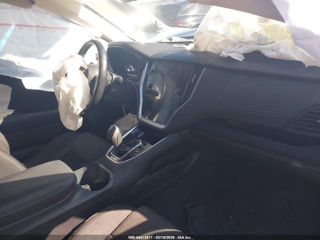 4S4BTAFC3M3186043 Subaru Outback Premium