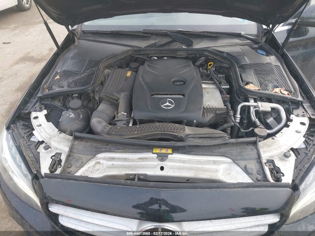 Aukcja sprzedaży 2017 Mercedes-benz C 300 4matic/luxury 4matic, vin: 55SWF4KB7HU193712, numer aukcji: 44413568