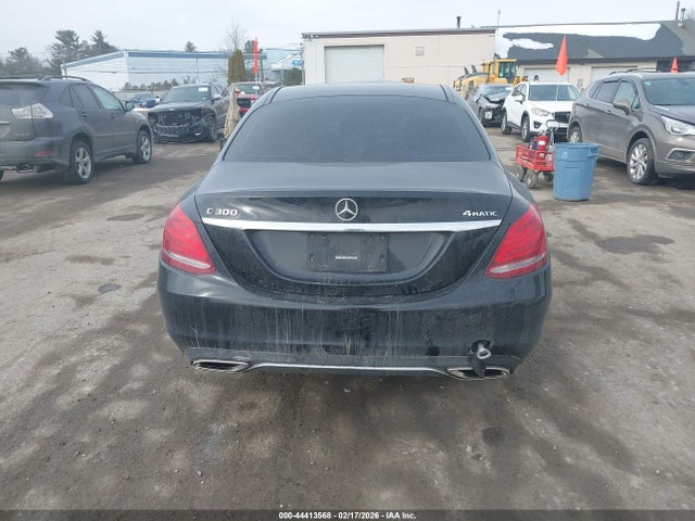 Aukcja sprzedaży 2017 Mercedes-benz C 300 4matic/luxury 4matic, vin: 55SWF4KB7HU193712, numer aukcji: 44413568