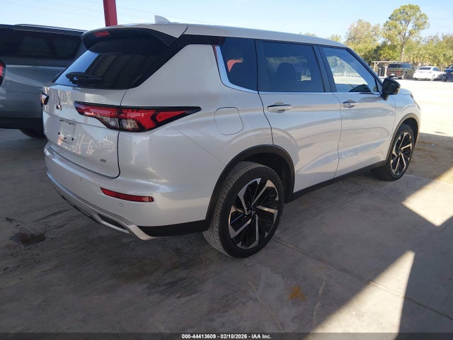 2024 MITSUBISHI OUTLANDER JA4J3VA85RZ043541 Photo 3