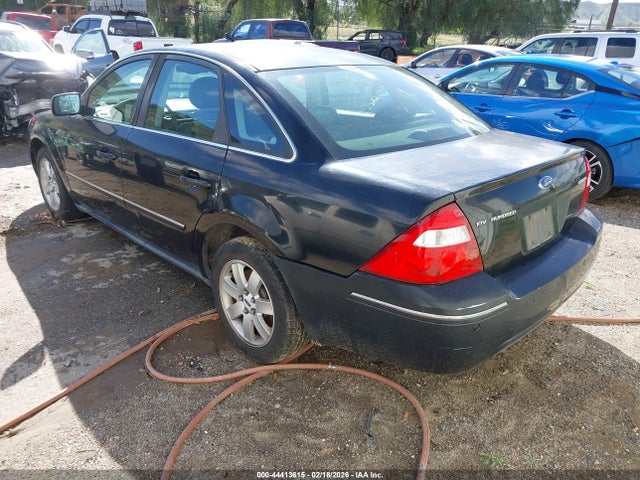 2005 FORD FIVE HUNDRED 1FAHP25145G192961 Photo 2