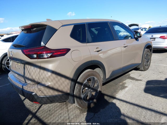 JN8BT3BA9SW002423 Nissan Rogue Sv Fwd
