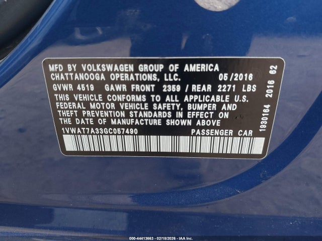 1VWAT7A33GC057490 Volkswagen Passat 1.8t S