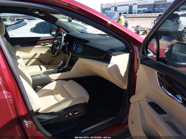 2018 CADILLAC XT5 1GYKNCRS1JZ118968 Photo 4