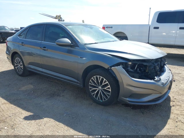 2019 VOLKSWAGEN JETTA 3VWE57BU1KM081121