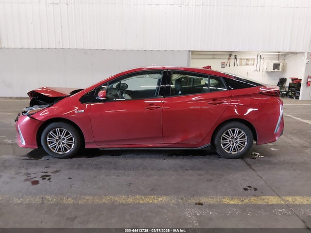 JTDKARFP8H3062979 Toyota Prius Prime Premium