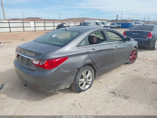44413740 :رقم المزاد ، 5NPEC4AC9BH276664 vin ، 2011 Hyundai Sonata Limited مزاد بيع