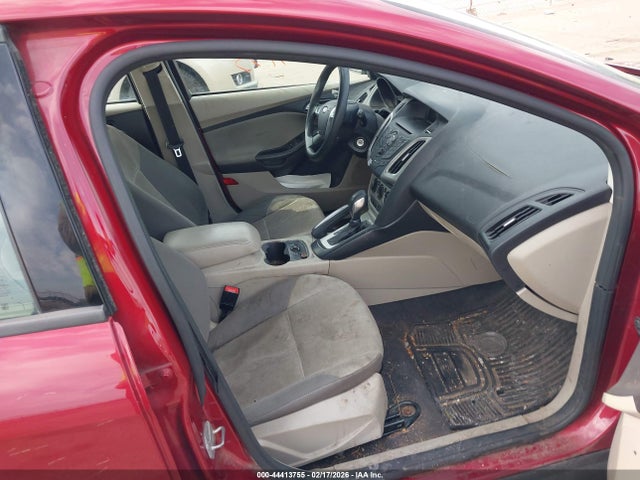 Ford FOCUS SE 2014 1FADP3K23EL119752 Image 5