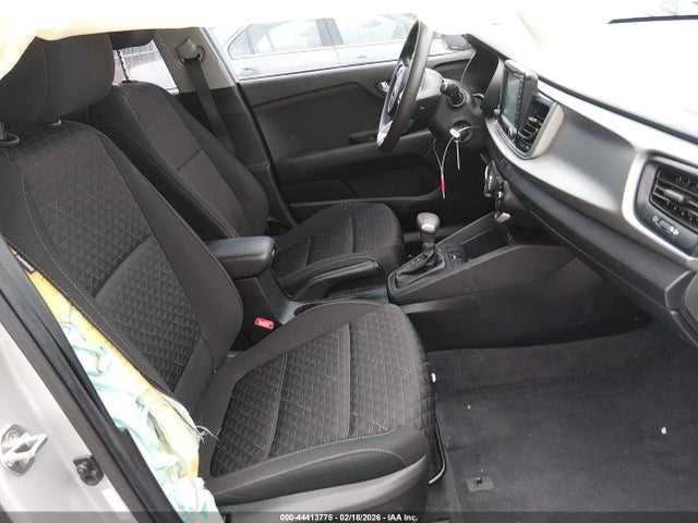 3KPA25AB9KE254103 KIA Rio 5-door S