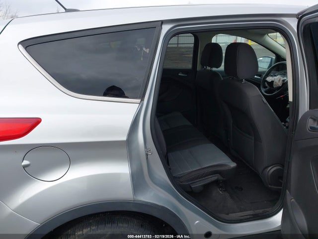 1FMCU9G99EUA16090 Ford ESCAPE SE
