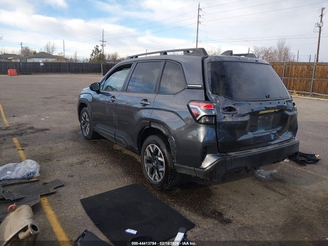 2025 Subaru Forester Premium მანქანა იყიდება აუქციონზე, vin: JF2SLDDC0SH437210, აუქციონის ნომერი: 44413794