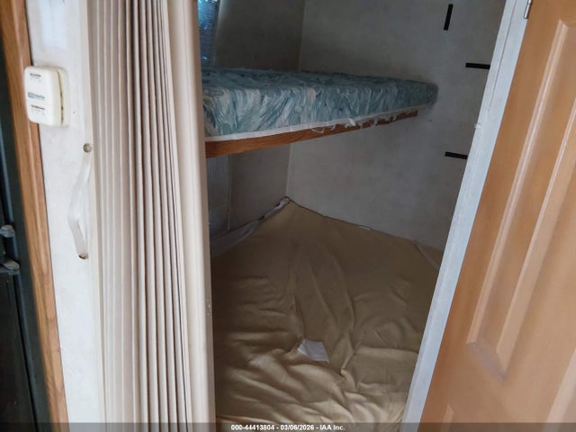 2005 Gulfstream Gulf Stream X22fs მანქანა იყიდება აუქციონზე, vin: 1NL1XTK2451012033, აუქციონის ნომერი: 44413804