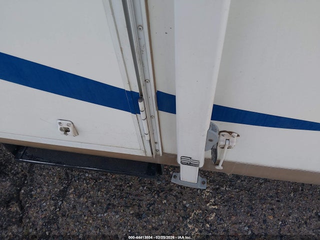 2005 Gulfstream Gulf Stream X22fs მანქანა იყიდება აუქციონზე, vin: 1NL1XTK2451012033, აუქციონის ნომერი: 44413804