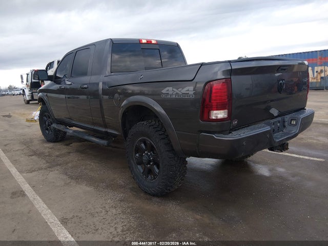 3C6UR5NLXJG217597 RAM 2500 Laramie 4x4 6&#039;4 Box