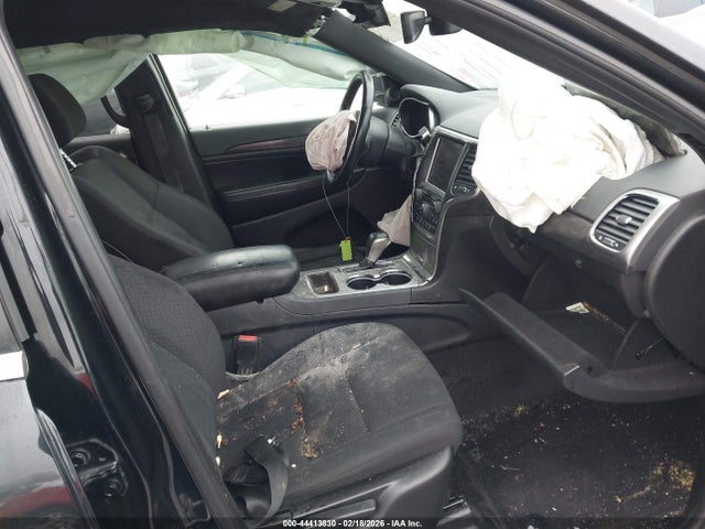 2018 JEEP GRAND CHEROKEE 1C4RJFAGXJC162964 Photo 4