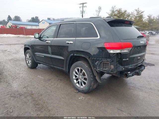 2015 JEEP GRAND CHEROKEE 1C4RJFBG1FC806812 Photo 2