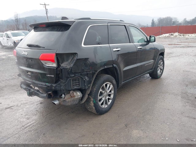 2015 JEEP GRAND CHEROKEE 1C4RJFBG1FC806812 Photo 3