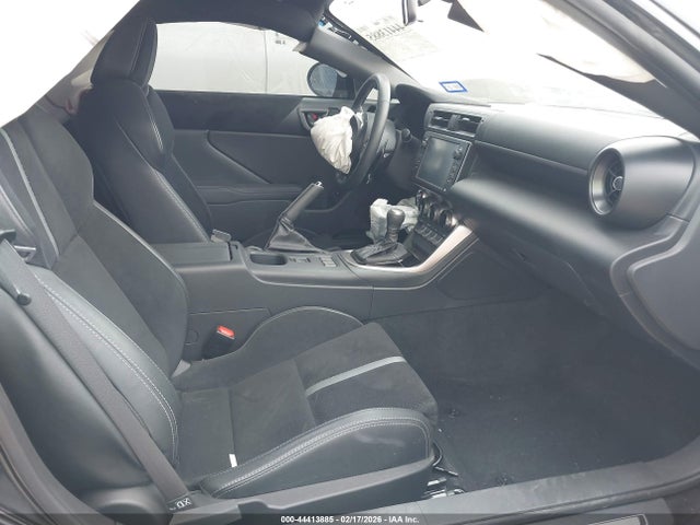 2025 TOYOTA GR86 JF1ZNBE17S8758871 Photo 4