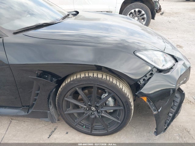 2025 TOYOTA GR86 JF1ZNBE17S8758871 Photo 5