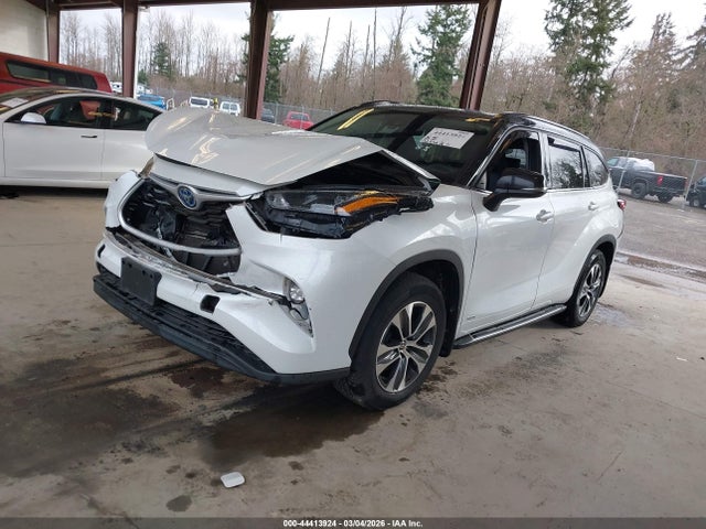 Toyota Highlander Hybrid Xle 2022 5TDGBRCH8NS544751 Image 2