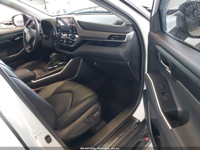 Toyota Highlander Hybrid Xle 2022 5TDGBRCH8NS544751 Image 5