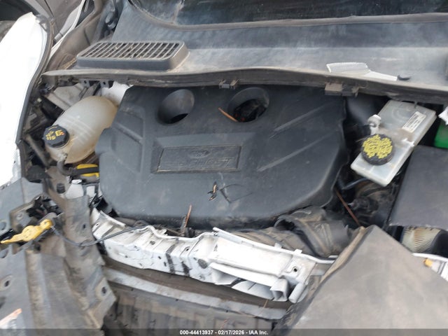 1FMCU0J96HUD12192 Ford Escape Titanium
