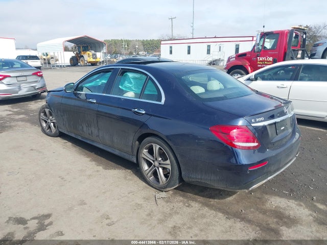 Продаж на аукціоні авто 2017 Mercedes-benz E 300, vin: WDDZF4JB4HA109182, номер лоту: 44413966