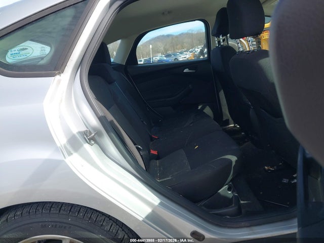 1FADP3K20HL218422 Ford FOCUS SE