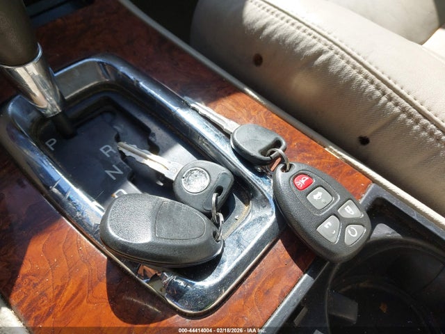 44414004 :رقم المزاد ، 1G6KD57Y57U185691 vin ، 2007 Cadillac Dts V8 مزاد بيع
