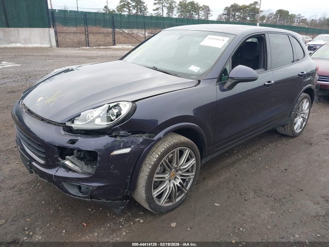 Auction sale of the 2017 Porsche Cayenne Platinum Edition, vin: WP1AA2A22HKA84513, lot number: 44414128