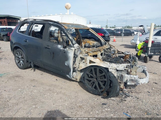 2017 VOLVO XC90 YV4A22PKXH1119176