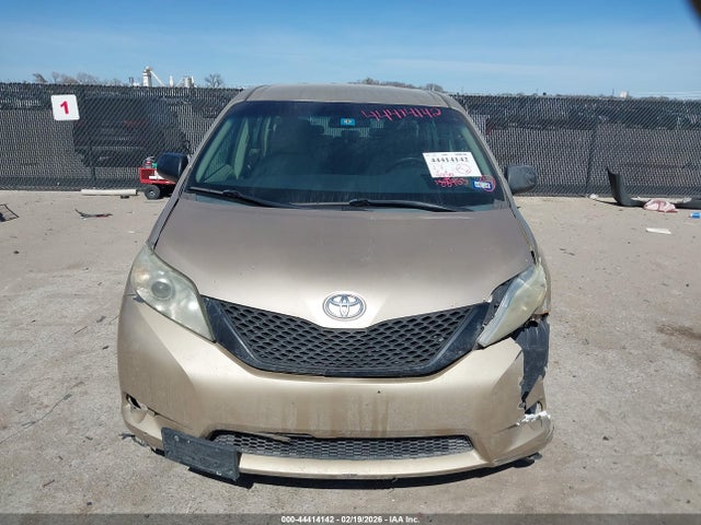 2014 TOYOTA SIENNA 5TDZK3DCXES477319 Photo 5