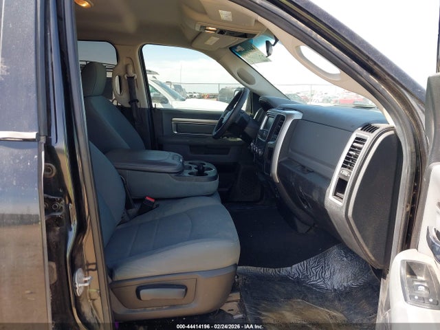 1C6RR6GT3HS540417 RAM 1500 Slt 4x2 6&#039;4 Box