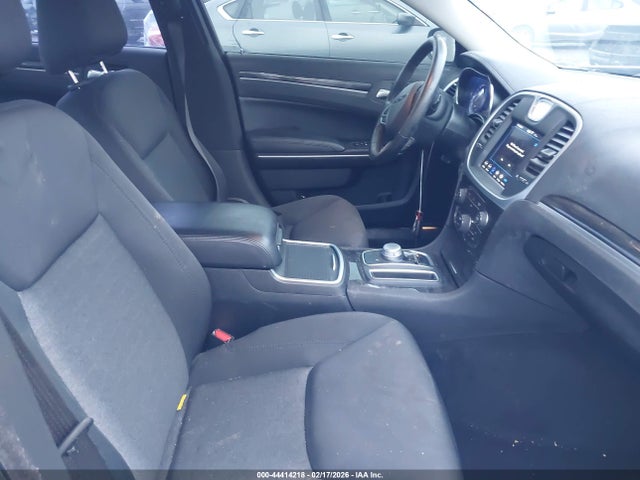 44414218 :رقم المزاد ، 2C3CCAAG1LH202999 vin ، 2020 Chrysler 300 Touring مزاد بيع
