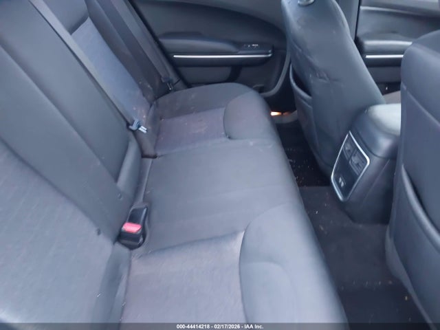 44414218 :رقم المزاد ، 2C3CCAAG1LH202999 vin ، 2020 Chrysler 300 Touring مزاد بيع