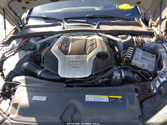 2019 AUDI S4 WAUC4AF42KA058669 Photo 9