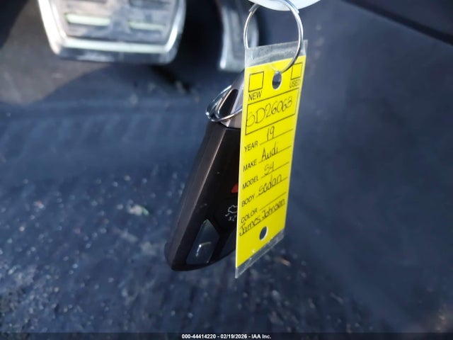 2019 AUDI S4 WAUC4AF42KA058669 Photo 10