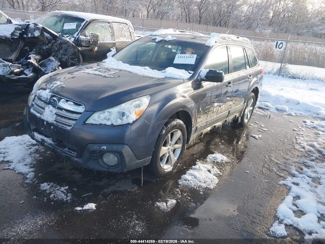 Subaru Outback 2.5i 2014 4S4BRBAC1E3248360 Image 2