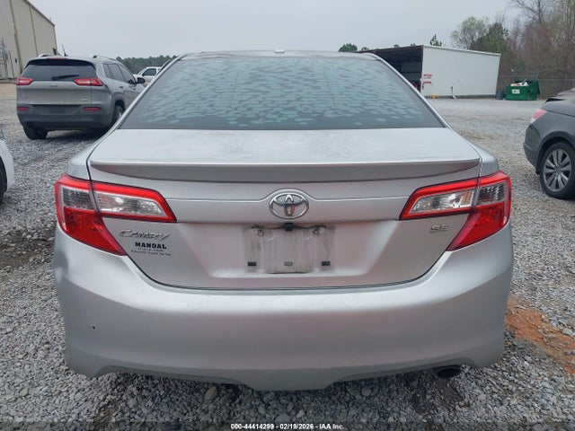 4T1BF1FK0EU736731 Toyota CAMRY SE