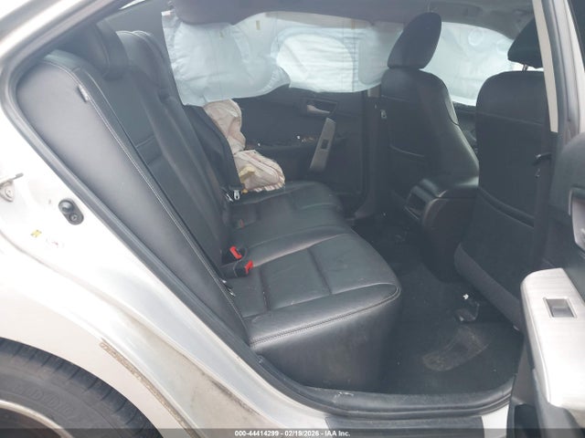 4T1BF1FK0EU736731 Toyota CAMRY SE