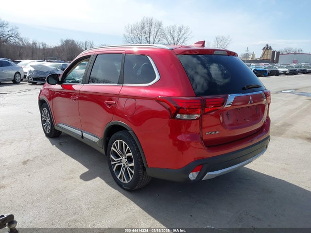 2018 MITSUBISHI OUTLANDER JA4AZ3A36JZ036691 Photo 2
