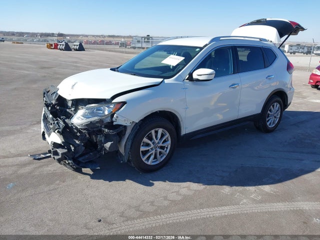 Nissan ROGUE SV 2018 KNMAT2MV3JP541825 Image 2