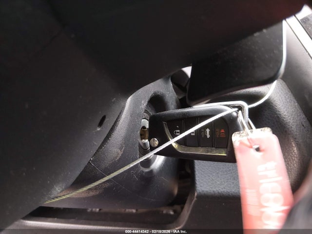 2021 TOYOTA CAMRY 4T1G11AK6MU533899 Photo 10